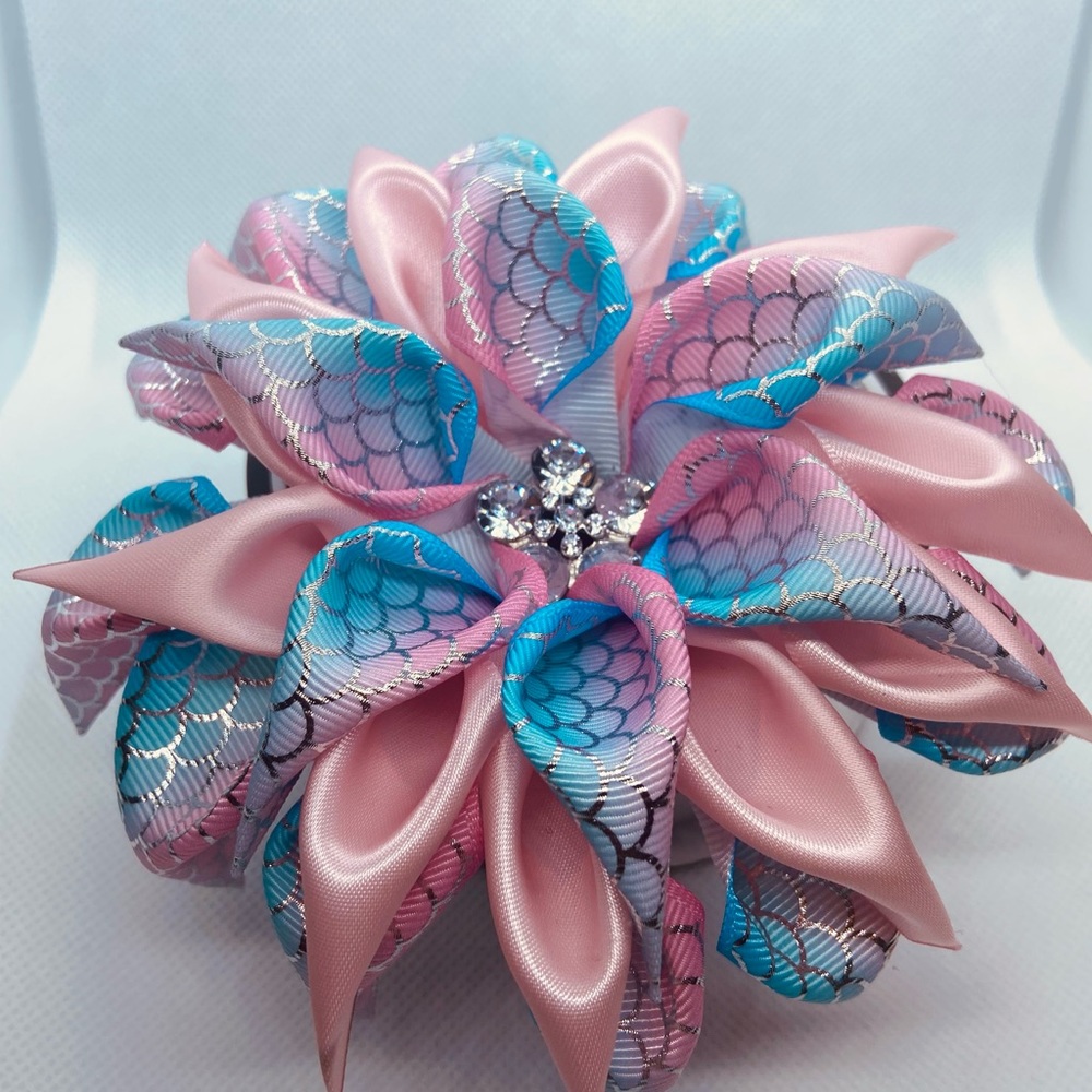 Women’s brooch